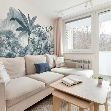 Przytulny Z Dwiema Sypialniami I Balkonem W Gdyni By Renters アパート