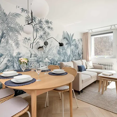 Apartmán Przytulny Z Dwiema Sypialniami I Balkonem W Gdyni By Renters