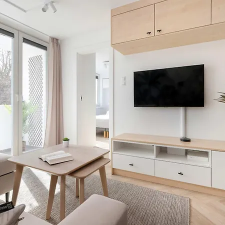アパート Przytulny Z Dwiema Sypialniami I Balkonem W Gdyni By Renters *