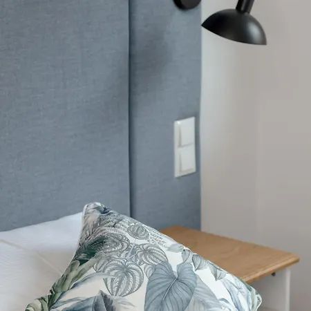 Przytulny Z Dwiema Sypialniami I Balkonem W Gdyni By Renters *